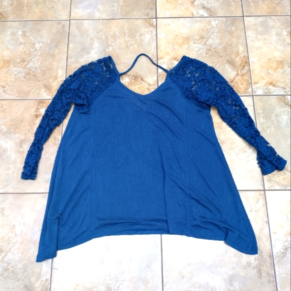 Lace Sleeves Top